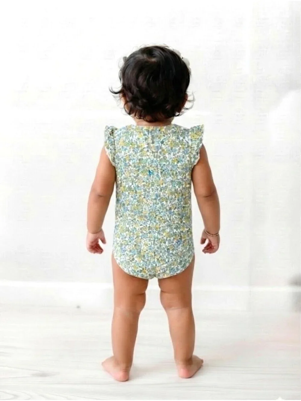 Carter's Baby Girls' Floral Bodysuit Set 18 Months